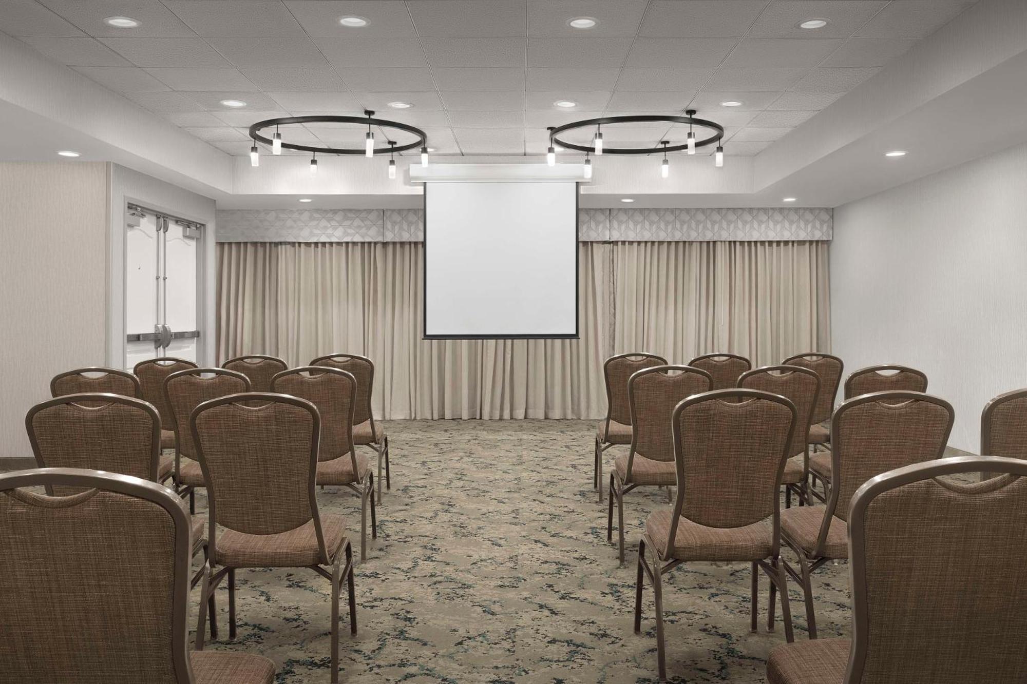Hilton Garden Inn Raleigh Capital Blvd I-540 Exteriér fotografie
