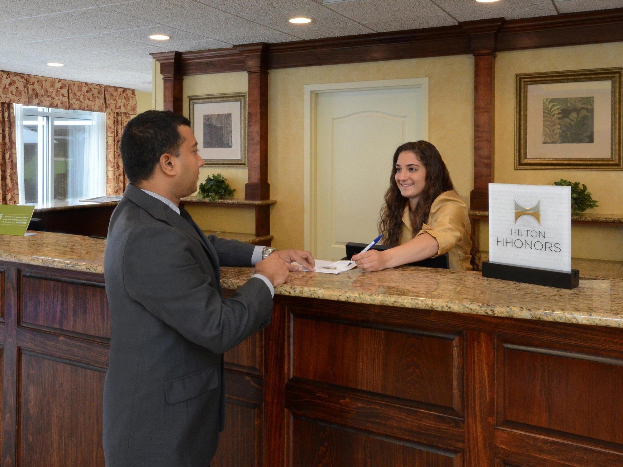 Hilton Garden Inn Raleigh Capital Blvd I-540 Exteriér fotografie