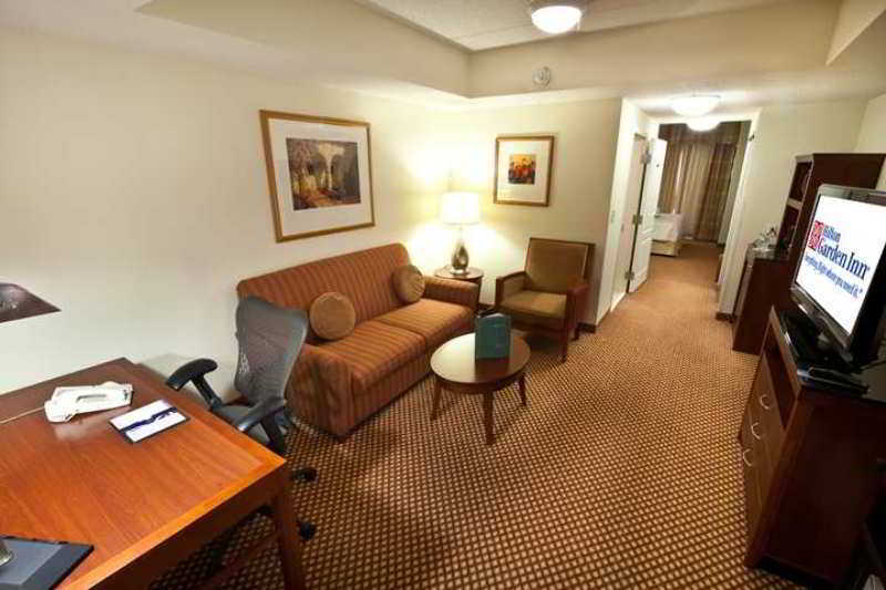 Hilton Garden Inn Raleigh Capital Blvd I-540 Pokoj fotografie